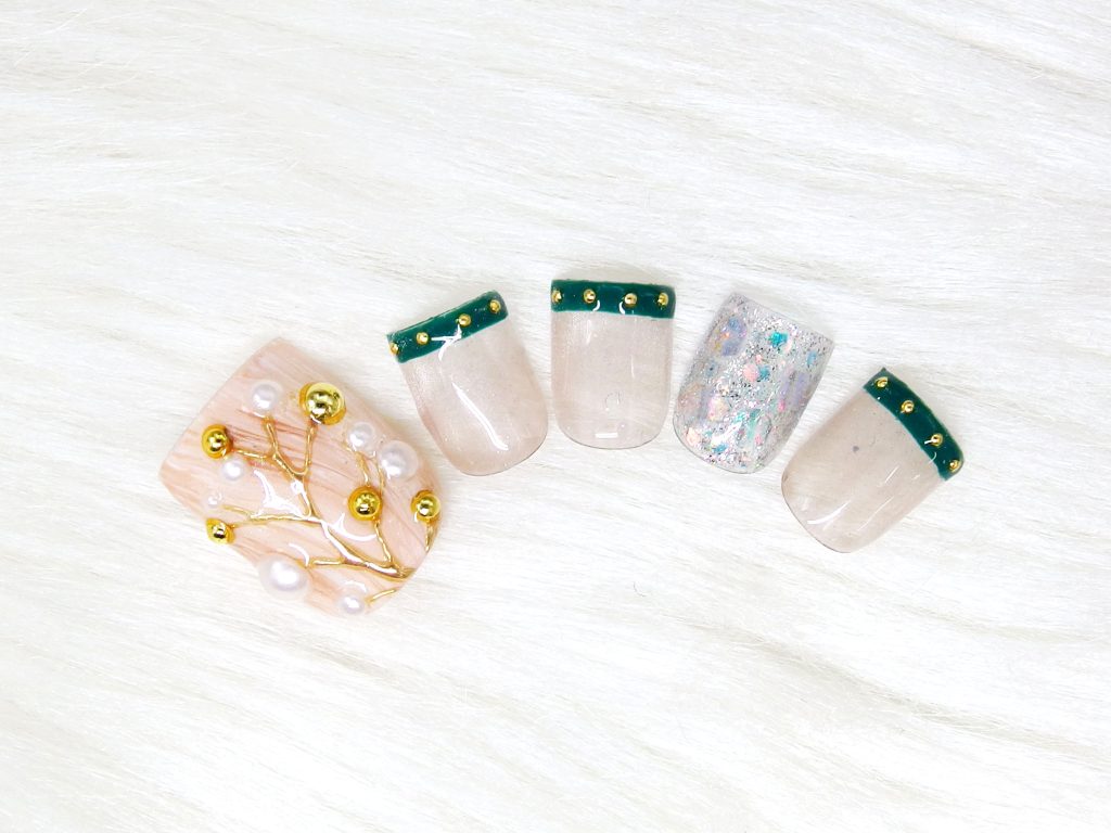 2025年12月新作　ブッシュドノエル