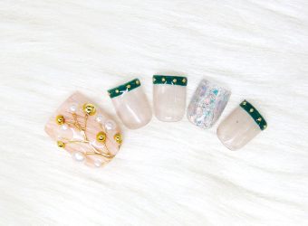 2025年12月新作　ブッシュドノエル