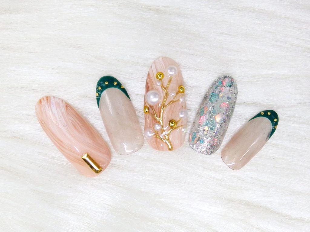 2025年12月新作　ブッシュドノエル