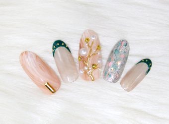 2025年12月新作　ブッシュドノエル